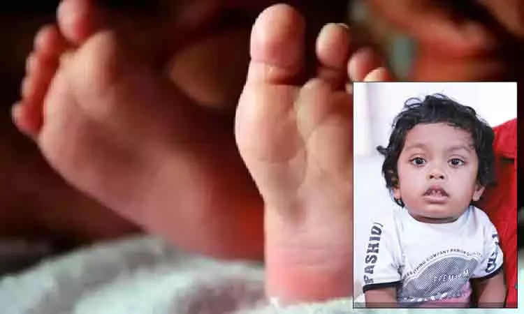அடக்கடவுளே..! இப்படி கூட நடக்குமா..? கட்டிலில் இருந்து விழுந்த 4 வயது குழந்தை மரணம்… கதறி துடிக்கும் பெற்றோர்..!!