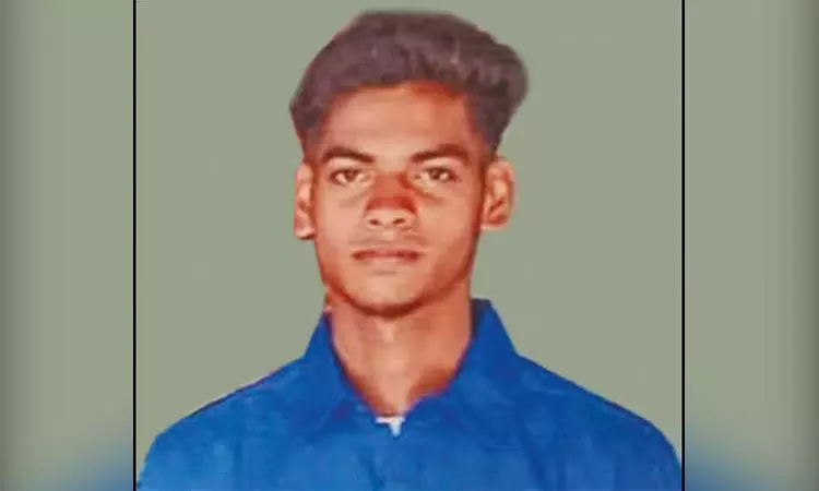 “இரவு 10 மணி”… கதவை திறந்தபடி வீட்டுக்குள் தூங்கிய 32 வயது பெண்… திடீரென புகுந்து வாயை பொத்தி கதற கதற… 22 வயது வாலிபர் செய்த கொடூரம்… பகீர்.! ‌