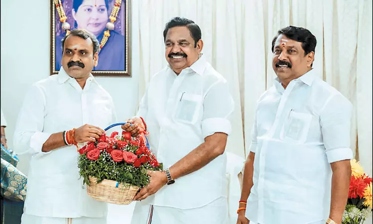 “சூடு பிடிக்கும் 2026 தேர்தல் கடிதம்”… இபிஸ்-க்கு பறந்த முக்கிய கடிதம்… திடீரென விசிட் அடித்த நயினார் நாகேந்திரன்… நெல்லை தொகுதி யாருக்கு..?