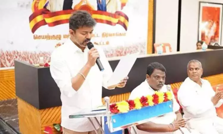 “நெருங்கும் தேர்தல்”… நடிகர் விஜயின் அடுத்த அதிரடி..! “நாளை நடைபெறும் முக்கிய கூட்டம்”… மா.செ.க்களுக்கு பறந்த உத்தரவு…!!!
