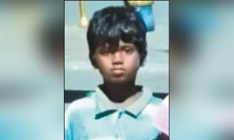“ரூ.15,000 பணத்துக்காக”… பெத்த மகனையே குத்தகைக்கு அனுப்பிய பெற்றோர்… 30 நாட்களுக்கு முன்பு… குழி தோண்டி புதைத்த கொடூரம்… பரபரப்பு பின்னணி…!!!