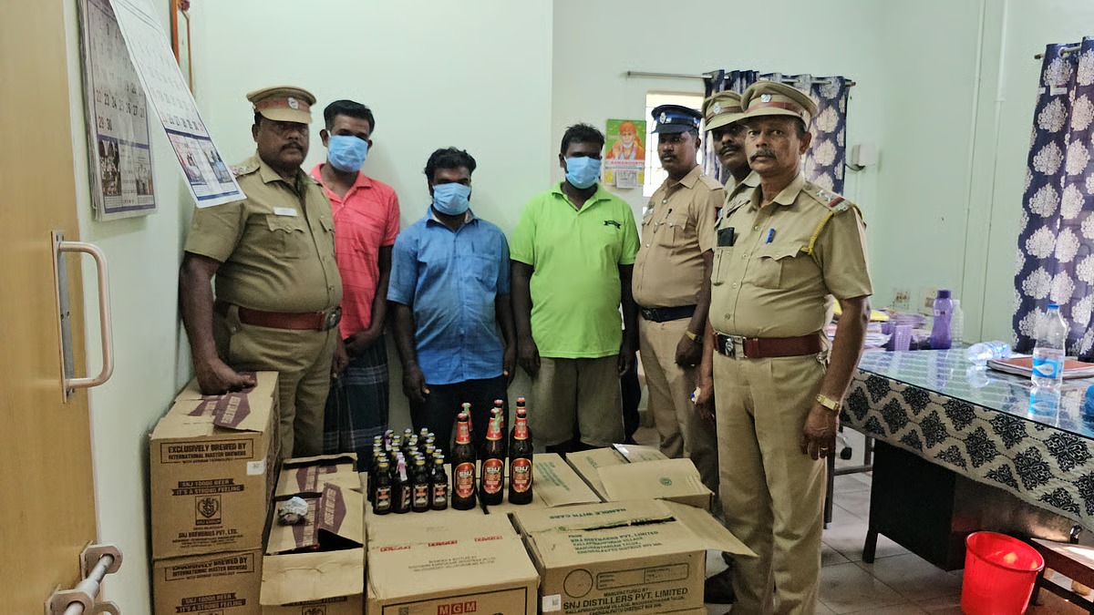 மது பாட்டில்கள் அதிக விலைக்கு விற்பனை…5 பேர் அதிரடி கைது…!!!