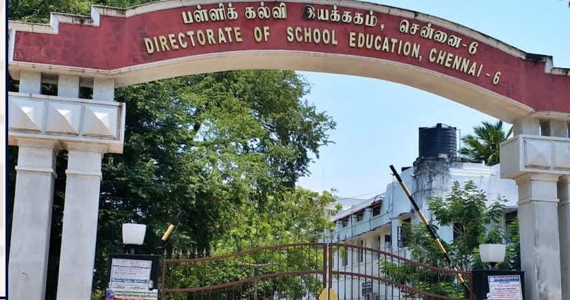 அரசு பள்ளிகளில் பாலியல் குற்றங்களை தடுக்க புதிய நடைமுறை…. பள்ளிக்கல்வித்துறை அறிவிப்பு…!!!