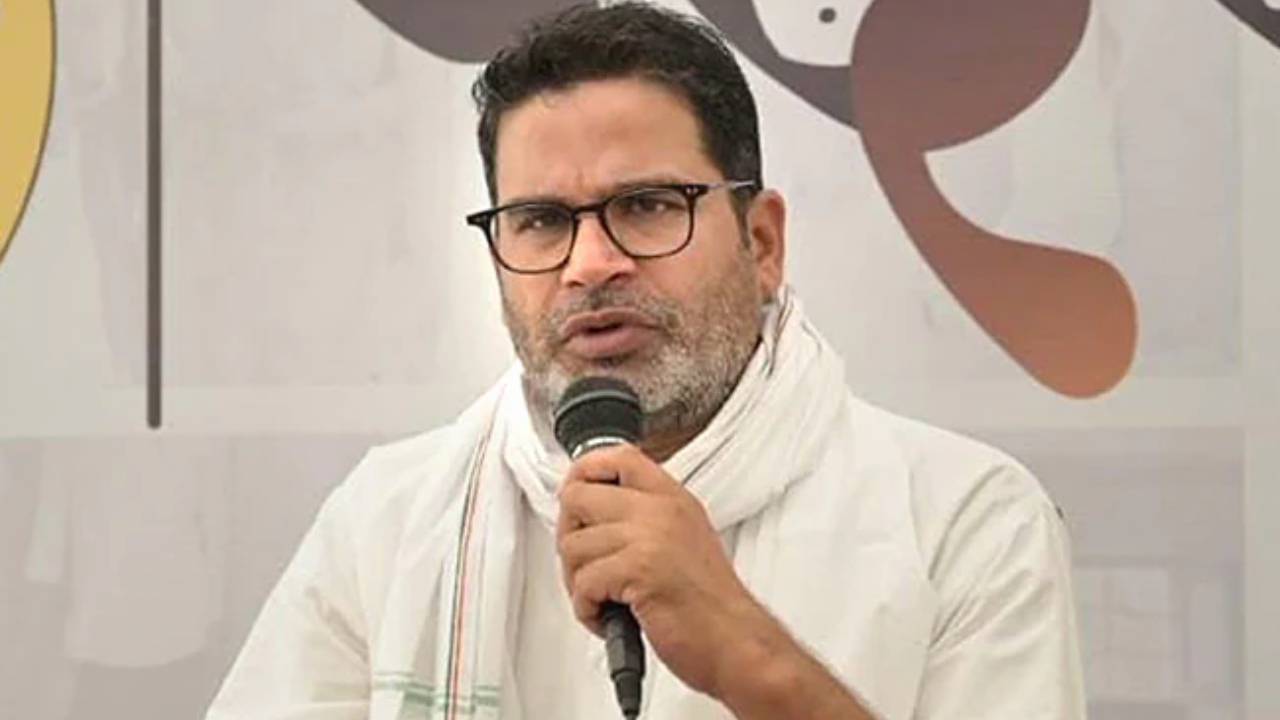 “என்னால் பலர் மாபெரும் தலைவர்கள் உருவானார்கள்….” ஆனால் மக்களுக்காக எதுவும் பண்ணல…. இனிமேல் உங்களுக்காக…. பிரசாந்த் கிஷோரின் அனல் பறக்கும் பேச்சு….!!