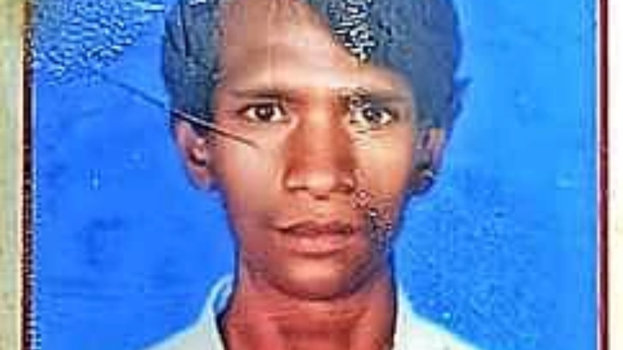“ஐயோ இப்படியா ஆகணும்…” வீட்டு முன்பு படுத்து தூங்கிய தொழிலாளி துடிதுடித்து பலி…. கதறி அழுத குடும்பத்தினர்….!!