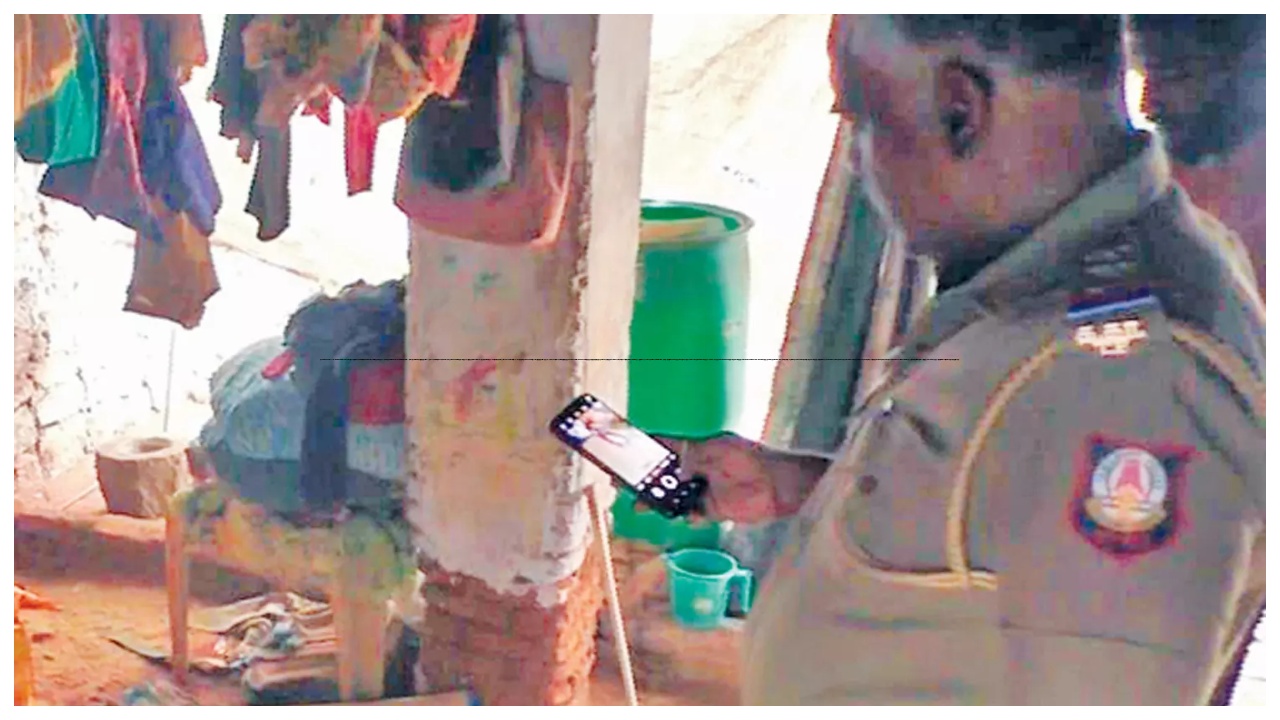 “பிறந்த குழந்தையை வீட்டுக்குள் புதைத்து….” 4 பிள்ளைகளின் தாய் செய்த காரியம்…. வெளியான் திடுக்கிடும் தகவல்கள்….!!