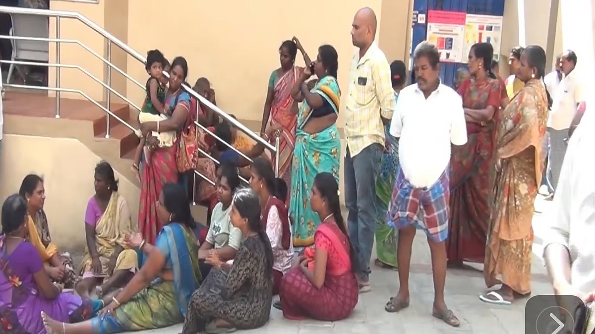 அடக்கடவுளே.! விபத்து குறித்து விசாரிக்க சென்ற பெண் போலீஸ்… உயிரிழந்தது கணவன் என தெரிந்ததும் கதறி அழுத சம்பவம்… இப்படி ஒரு நிலை யாருக்கும் வரக்கூடாது.‌!!