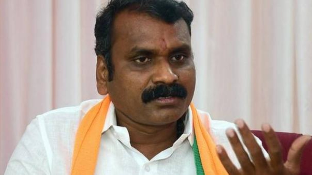 அதிமுக-பாஜக கூட்டணி திமுக-வை விரட்டியடிக்கும்…. யாரையும் அடிபணிய வைக்க வேண்டிய அவசியம் இல்லை-மத்திய இணையமைச்சர் எல்.முருகன்…!!