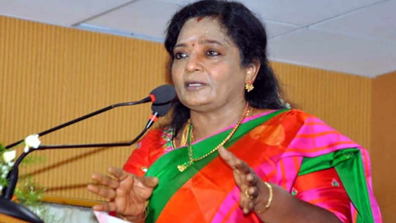 தமிழகம் பெரியாரின் மண் அல்ல…. பெரியாழ்வார் வாழும் மண்… அண்ணா மண் அல்ல… ஆண்டாளின் மண்… கர்ஜித்த பாஜக மூத்த தலைவர் தமிழிசை சௌந்தர்ராஜன்…!!