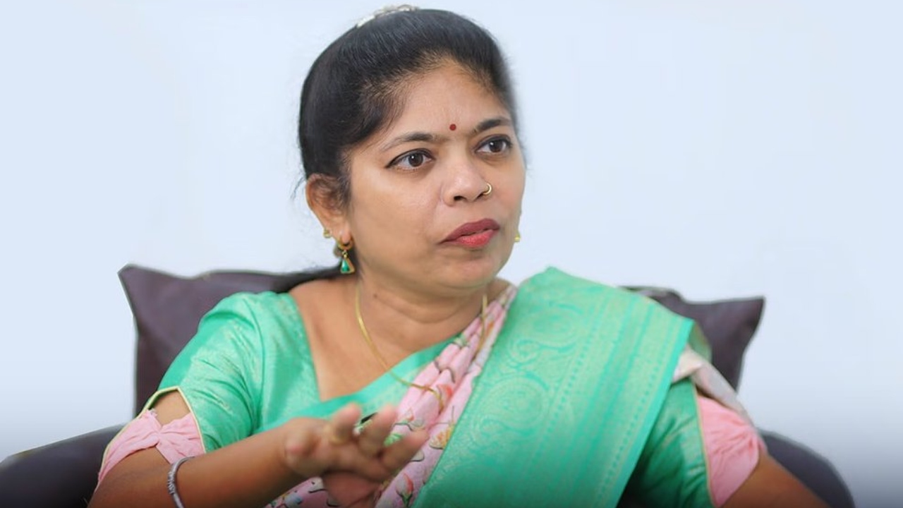 BREAKING: பாமக பொருளாளர் பதவியில் இருந்து திலகபாமா நீக்கம்…. பாமக நிறுவனர் ராமதாஸ் அறிவிப்பு….!!