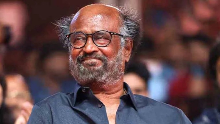 “நம் இளைஞர்கள் பாரத நாட்டின் பெருமையை அறியவில்லை”… ஆனால் வெளிநாட்டவர்கள் இந்தியாவில் வாழ விரும்புகிறார்கள்.. நடிகர் ரஜினிகாந்த்..!!!