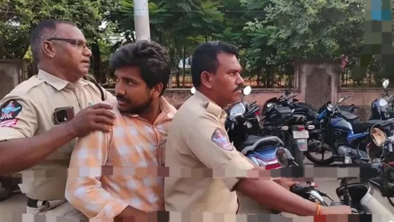 “கல்லூரி மாணவனுடன் உல்லாசமாக இருந்த ஆசிரியை…” பிளான் போட்டு கையும் களவுமாக பிடித்த கணவர்…  பகீர் சம்பவம்…!!