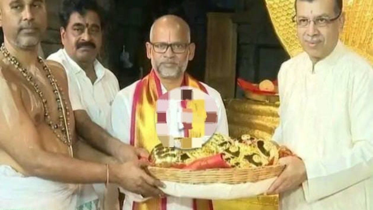 அடேங்கப்பா….! திருப்பதி கோவிலுக்கு 5 கிலோ தங்கம்…! நன்கொடையாக வழங்கிய லக்னோ அணி உரிமையாளர்….!!
