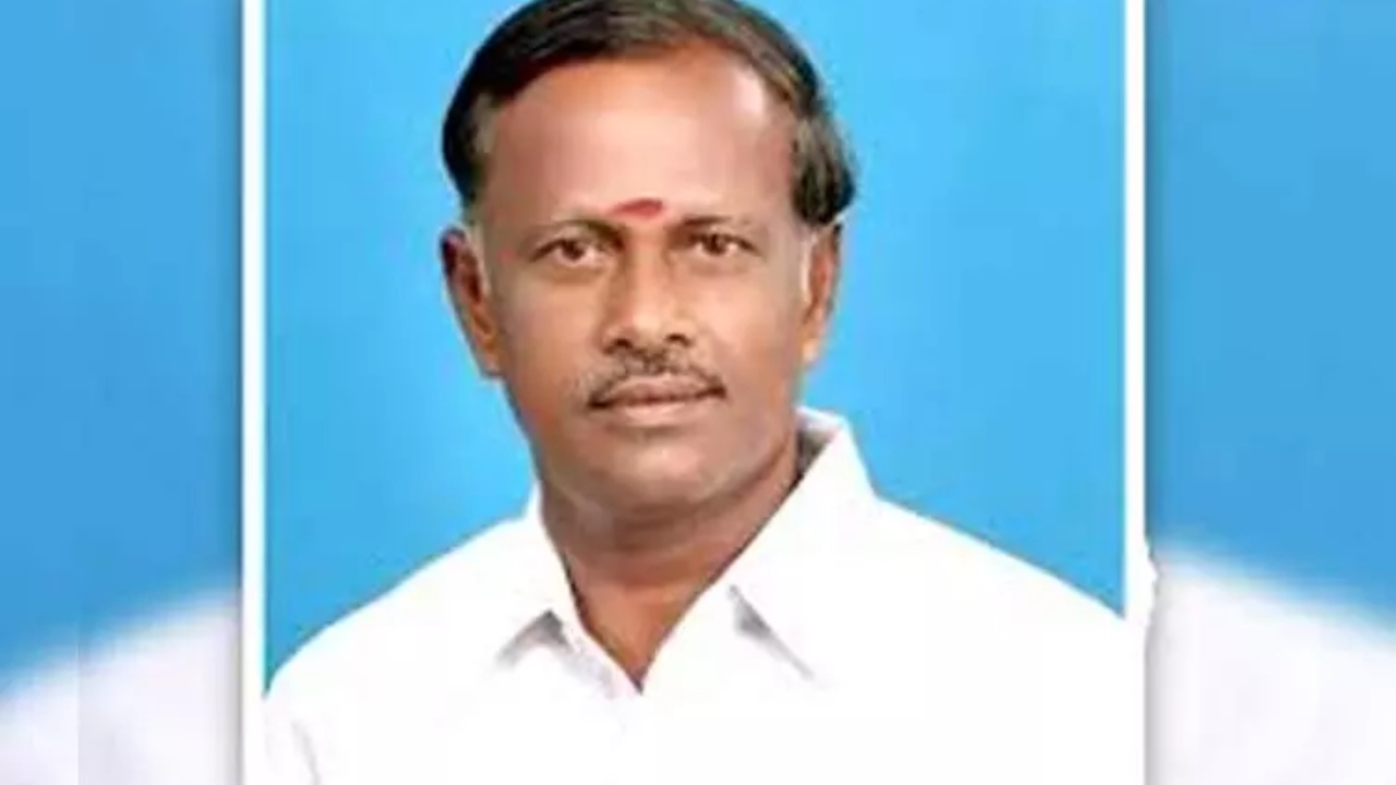 அதிமுக முன்னாள் அமைச்சர் சேவூர் ராமச்சந்திரன் மீது லஞ்ச ஒழிப்பு போலீசார் வழக்குபதிவு…. வெளியான தகவல்….!!