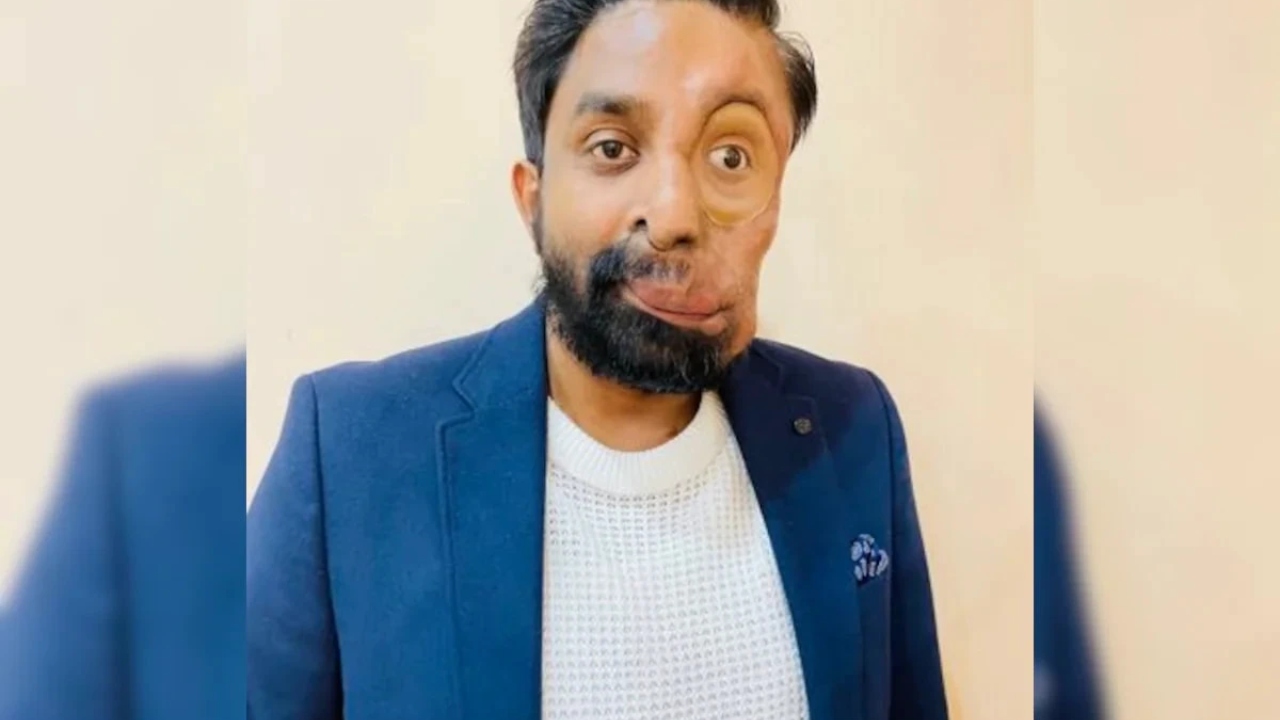 “கைத்தட்டி கேலி செய்த மக்கள்….” இன்று உலகையே திரும்பி பார்க்க வைத்து…. இந்திய வம்சாவளி வாலிபரின் வெற்றி பயணம்…. நீங்களும் தெரிஞ்சிக்கோங்க….!!