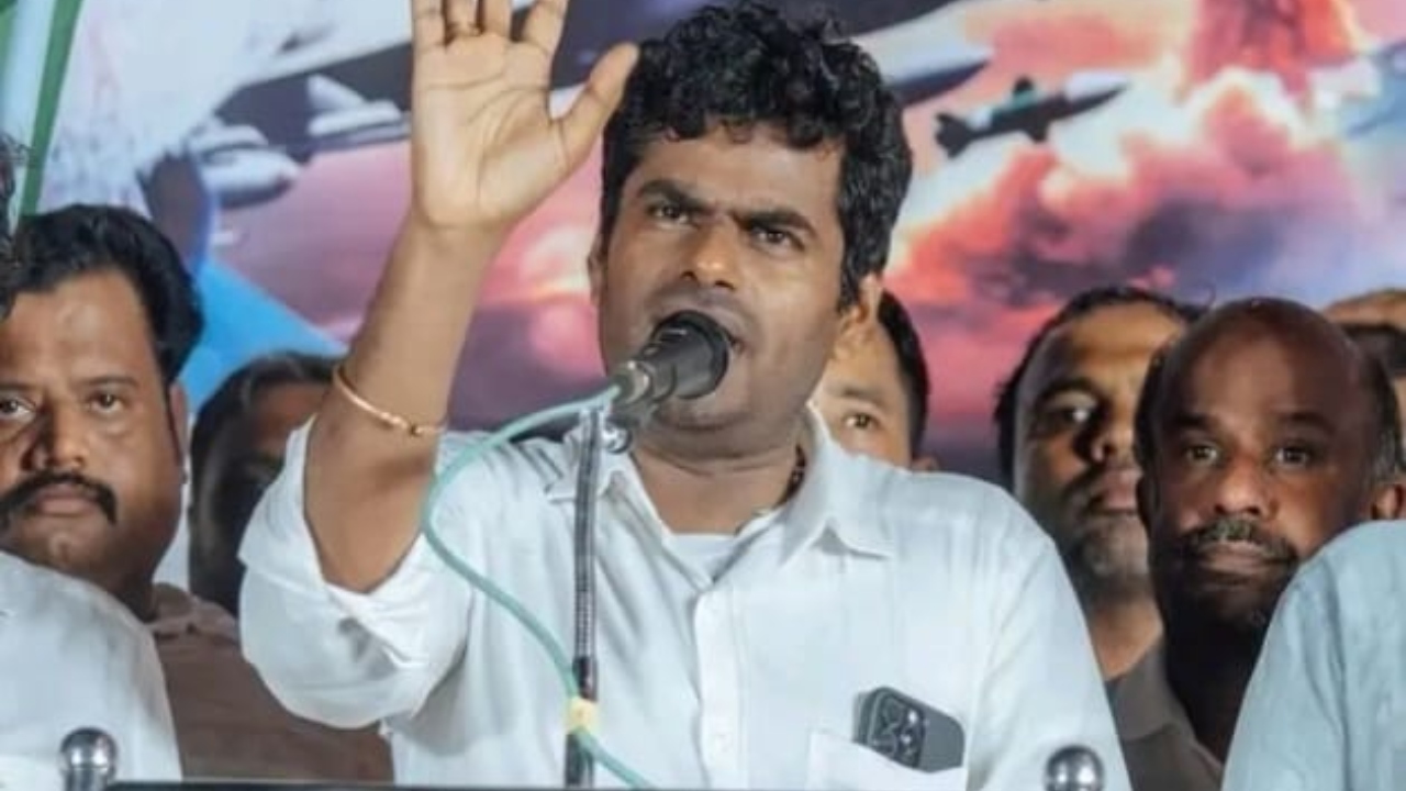 BREAKING: சிவகிரியில் நாளை நடைபெறவிருந்த தொடர் உண்ணாவிரத போராட்டத்தை வாபஸ் பெற்றார் அண்ணாமலை….!!