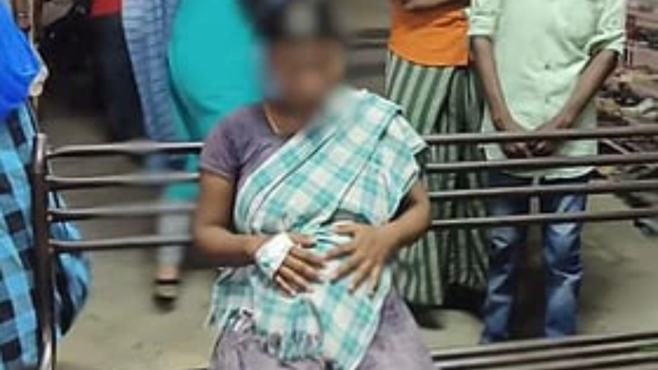 பரபரப்பு…!! “வயிற்றிலேயே இறந்த குழந்தை….” 24 மணி நேரம் சுமந்தபடி அவதிப்பட்ட கர்ப்பிணி…. அதிர்ச்சி சம்பவம்….!!