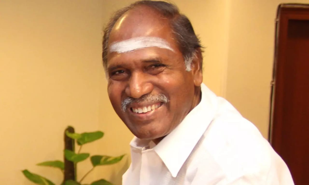 நிதி ஆயோக் கூட்டத்தில் கலந்து கொள்வீர்களா?… சிரித்தபடி பதிலளித்த புதுச்சேரி முதல்வர்…!!!