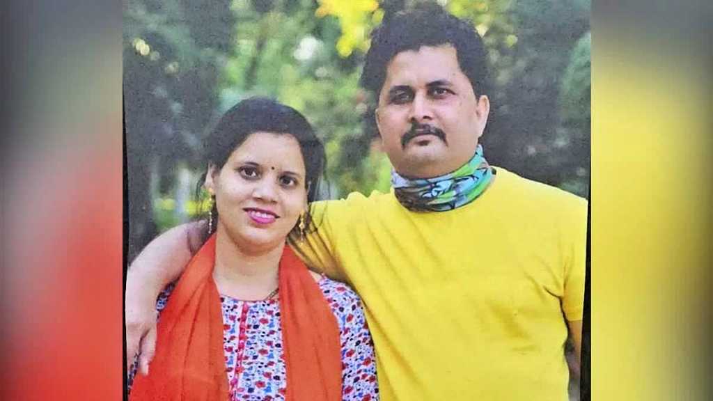 “செல்போனில் ஸ்பீக்கர் போட்டு பேசாத மனைவி”… கோபத்தில் அடித்தே கொன்ற கணவன்… ஒரு சின்ன பிரச்சனைக்காக இப்படியா…? பரபரப்பு சம்பவம்..!