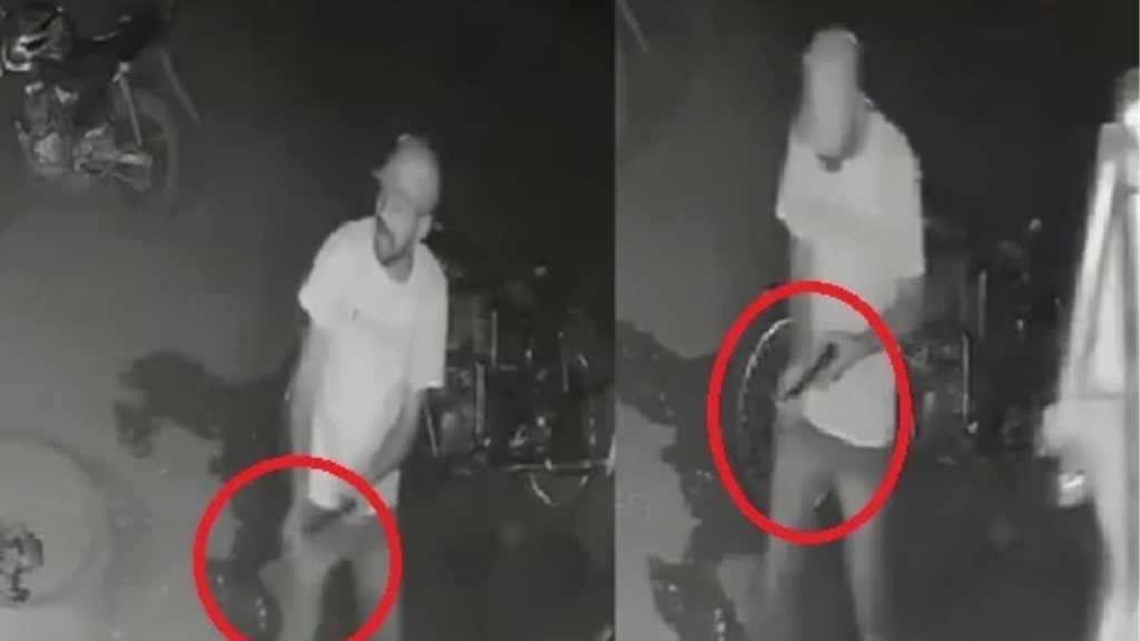 “சிகரெட் வேணும்”… பணம் கொடுத்தால் தான் தருவேன்.. கடைக்காரரை ரவுண்டு கட்டிய வாலிபர்கள்… 15 முறை துப்பாக்கியால்…  பரபரப்பு வீடியோ..!!