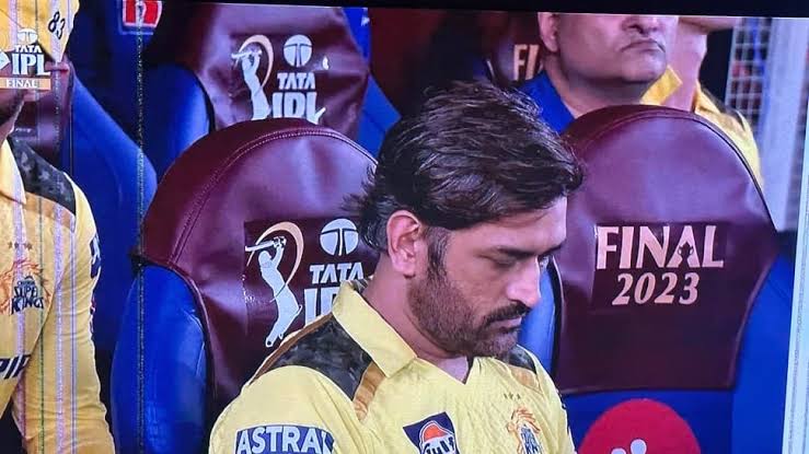 “நான் பேட்டிங்கில் சிறப்பாக செயல்படவில்லை”… CSK-வின் தோல்விக்கான பழியை நானே ஏற்றுக்கொள்கிறேன்… கேப்டன் தோனி வருத்தம்..!!!