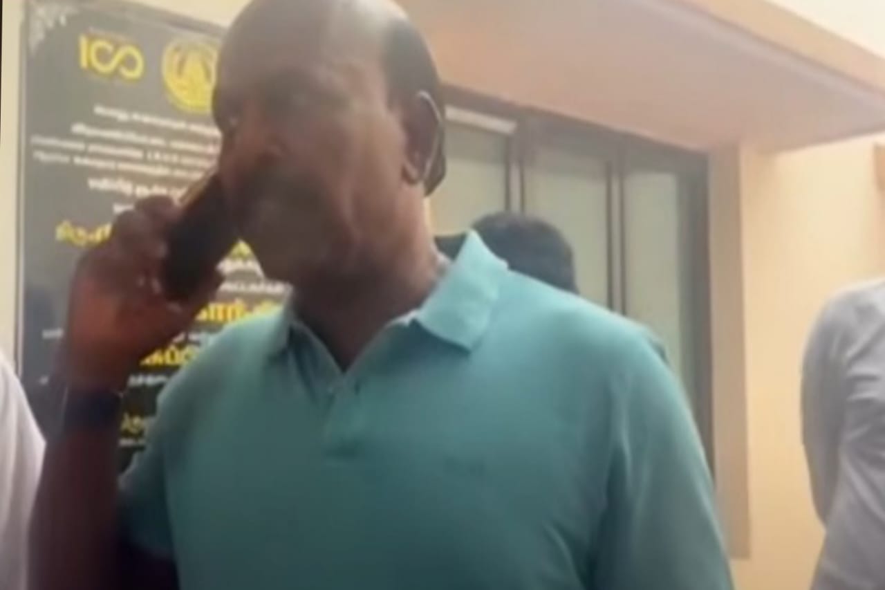 ராணிப்பேட்டை மாவட்டத்தில் பரபரப்பு: மருத்துவரே இல்லாத அரசு சுகாதார நிலையம்..!! அமைச்சர் திடீர் ஆய்வு – நோட்டீஸ் அனுப்ப உத்தரவு..!!