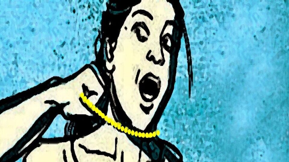 ஓடும் ரயிலில் ஜன்னல் அருகே அமர்ந்த பெண்ணிடம் 7 சவரன் தங்க நகை பறிப்பு…. அதிர்ச்சி சம்பவம்..!!