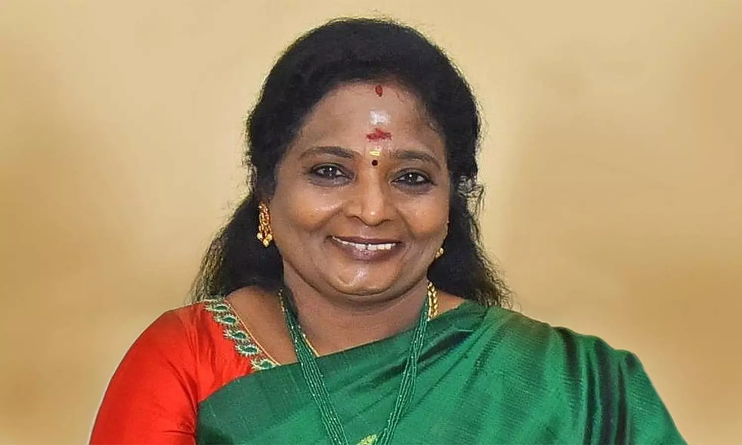 கோவிலில் உள்ள தீபத்திற்கு கூட திமுகவினர் “ஸ்டிக்கர்” ஒட்டுகிறார்கள்… தமிழிசை சௌந்தரராஜன் கண்டனம்…!!!