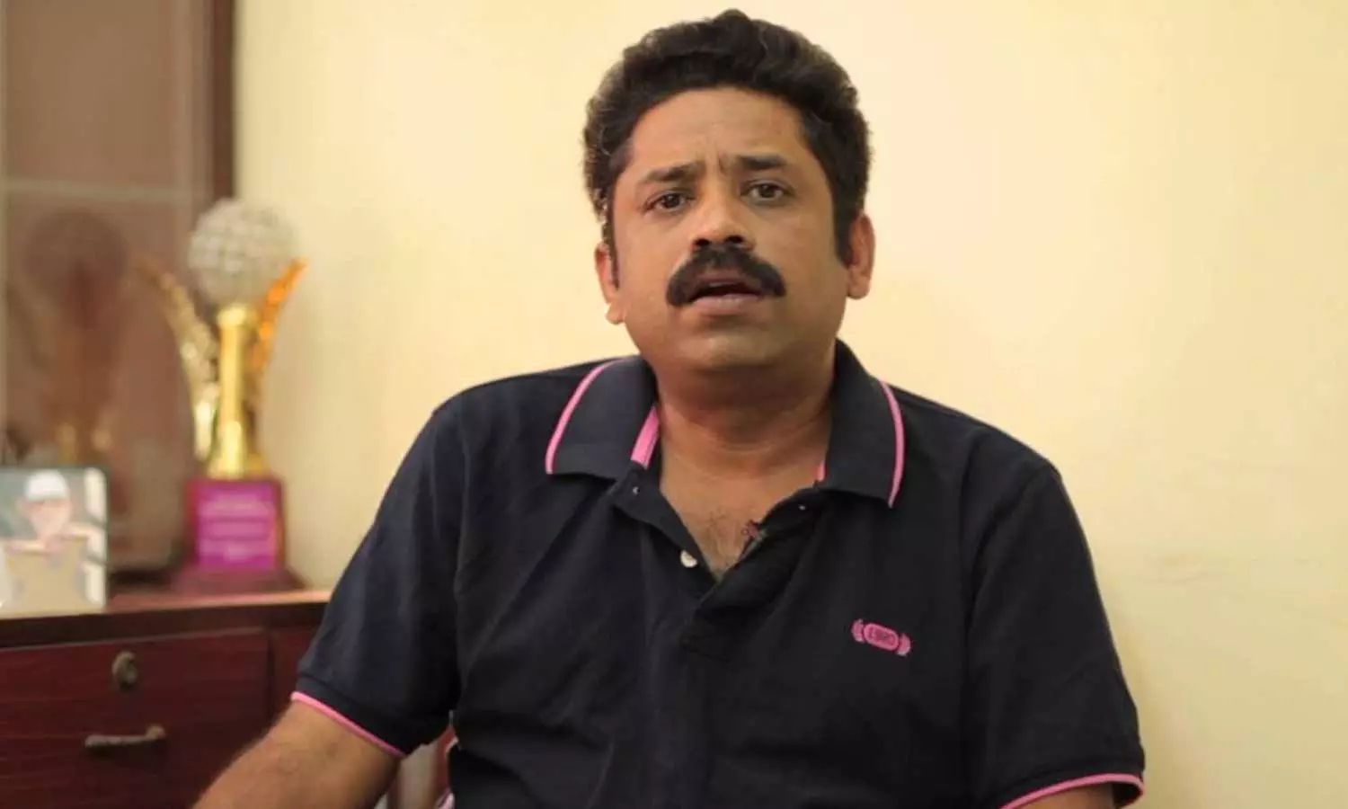 “ரீல்ஸ் மோகம்”… பணத்திற்காக இப்படி செய்கிறார்கள்… இயக்குனர் சீனு ராமசாமி ஆதங்கம்…!!!