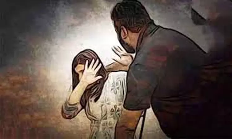 மேற்கிந்தியத் தீவுகள் கிரிக்கெட் வீரருக்கு எதிராக பாலியல் குற்றச்சாட்டு…. 11 பெண்கள் அளித்த பரபரப்பு வாக்குமூலம்…. வெளியான அதிர்ச்சி தகவல்…!!!