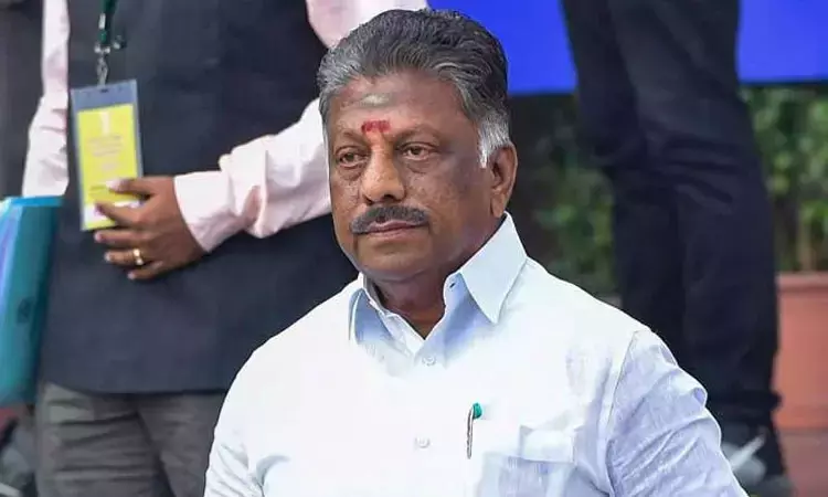 “எம்எல்ஏ பதவியில் இருந்து தகுதி நீக்கம் செய்க”… புதிய சிக்கலில் ஓபிஎஸ்… சபாநாயகரிடம் பரபரப்பு மனு… காரணம் என்ன..?