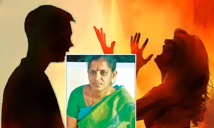 அடிக்கடி வெடித்த சண்டை…!! “ஆத்திரத்தில் மனைவியை பெட்ரோல் ஊற்றி உயிரோடு கொளுத்திய கணவன்”… மாடியில் இருந்து கீழே குதித்து… விருதுநகரில் அதிர்ச்சி…!!!!