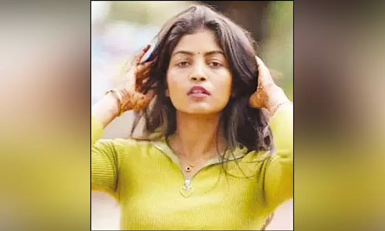 “2 வருஷ காதல்”… ரீல்ஸ் வீடியோக்கள் மீது அளவு கடந்த மோகம்… கண்டித்த காதலன்… அடிக்கடி வெடித்த சண்டை… கடைசியில்… ஐயோ இப்படியா ஆகணும்…!!!