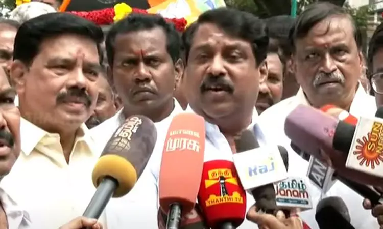 எங்களுடைய ஆட்சி எடப்பாடி பழனிச்சாமி தலைமையில் அமையும்… கனவில் கூட கூட்டணியில் பிரச்சனை வராது… நயினார் நாகேந்திரன் திட்டவட்டம்..!!