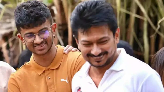 அரசியலில் களம் இறங்கும் உதயநிதி ஸ்டாலினின் மகன்?… கலைஞர் டிவியில் புதிய பொறுப்பில் இன்பநதி…!!!