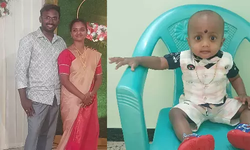 “சந்தேகத்தால் பச்சிளம் குழந்தையை கொன்ற கொடூர தந்தை”… நள்ளிரவில் மனைவியையும்… ஈரோடு இளம்பெண் மரணத்தில் அடுத்தடுத்து வெளியாகும் பரபரப்பு தகவல்கள்..!!