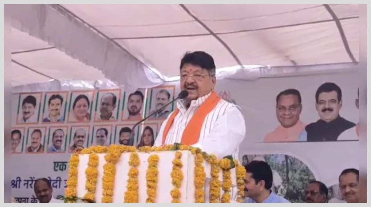 “பெண் என்றால் தெய்வத்திற்கு சமம்”… ஆனால் அரைகுறையா டிரஸ் போட்டுட்டு அழகுன்னு சொல்றாங்க… இது எனக்கு பிடிக்கல… பாஜக அமைச்சர் பரபரப்பு பேச்சு…!!!