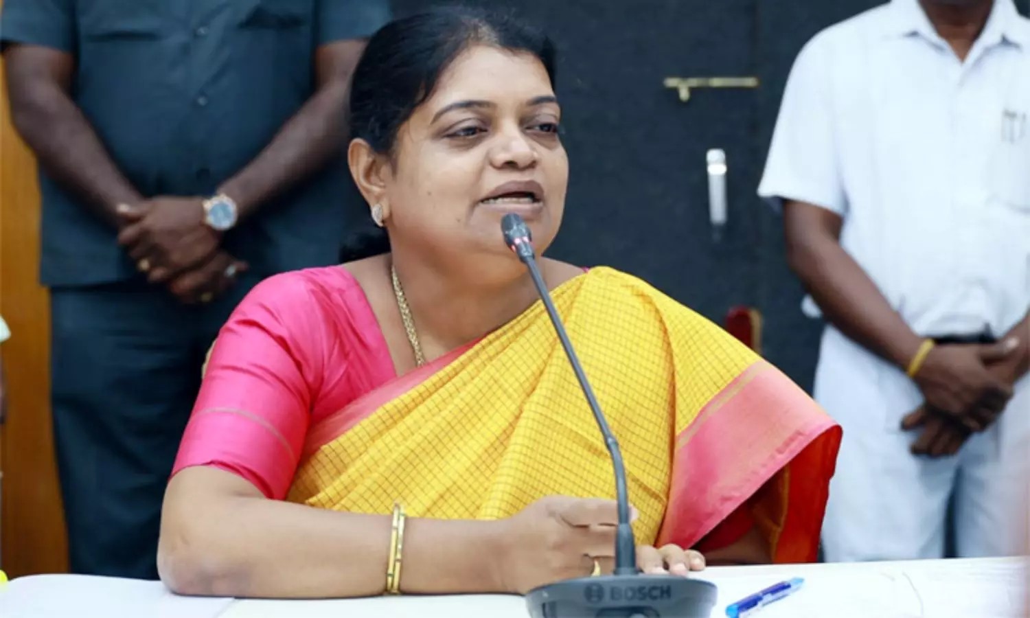 “முதல் பாடமே இதுதான்”… பெண்களை எப்படி மதிக்கணும்ன்னு ஆண் குழந்தைகளுக்கு வீட்டில் சொல்லி கொடுங்க… அமைச்சர் கீதா ஜீவன் வலியுறுத்தல்…!!!
