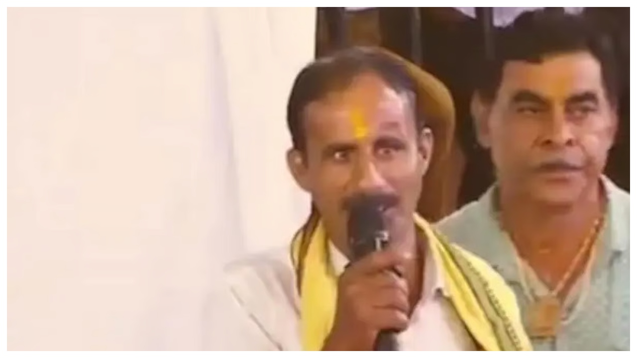 “45 வயசு ஆச்சு… இன்னும் திருமணம் ஆகல…” ஆன்மீக சொற்பொழிவில் பேசிய ஆசிரியர் திடீரென மாயம்… குடும்பத்தினரிடம் சொன்ன வார்த்தை…. போலீஸ் விசாரணை…!!