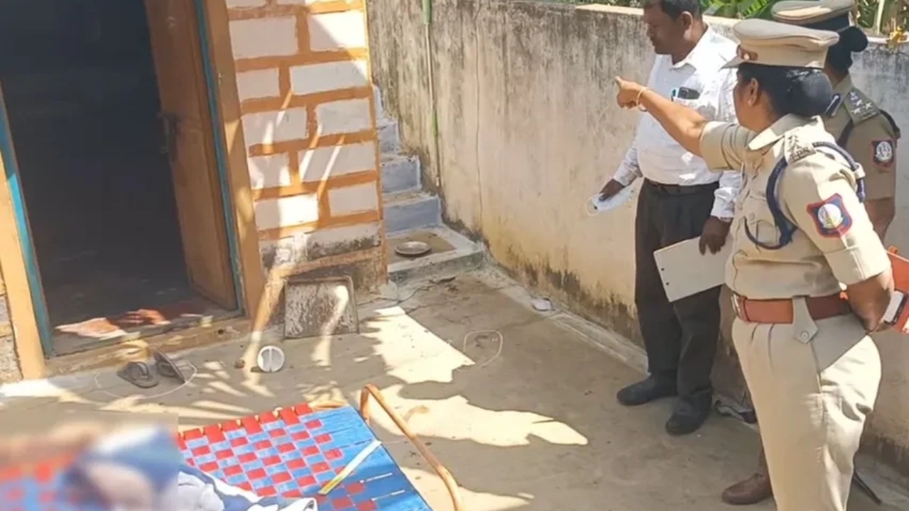 “கட்டிலில் படுத்து தூங்கிய பாட்டி….” முகம், கழுத்தில் கொடூரமாக குத்தி…. நள்ளிரவில் நடந்த பயங்கரம்…. போலீஸ் வலைவீச்சு….!!