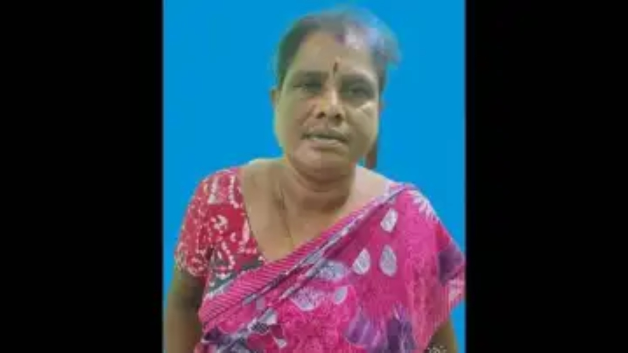 “4 வயது சிறுமியின் உடல் முழுவதும் கடித்த தாத்தா…” அங்கன்வாடி ஆசிரியருடன் தகராறு…. பெற்றோருக்கு காத்திருந்த அதிர்ச்சி…. போலீஸ் விசாரணை…!!