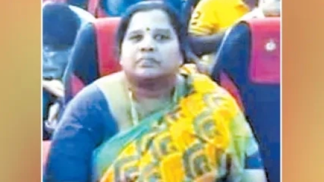 “ஆசையாக பேசி நம்ப வைத்த அங்கன்வாடி பணியாளர்…” ரூ.60 லட்சத்தை கொடுத்த 17 பேர்…. கடைசியில் நடந்த டுவிஸ்ட்…. பரபரப்பு சம்பவம்….!!