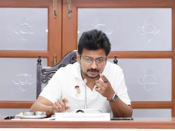 துணை முதலமைச்சருக்கு திடீர் உடல் நலக்குறைவு… அனைத்து நிகழ்ச்சிகளும் ஒத்திவைப்பு… தமிழக அரசு…!!!