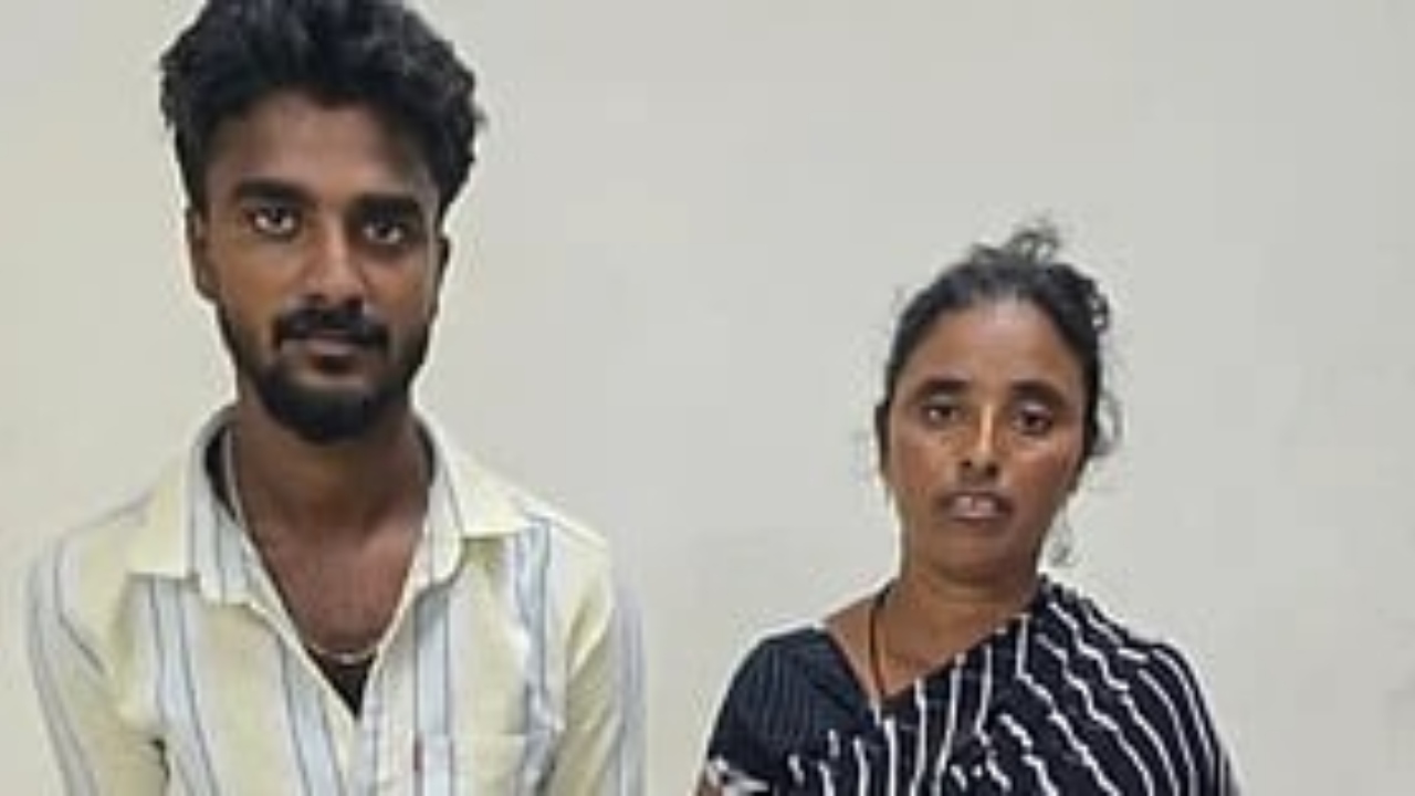 “எங்க அம்மா, அப்பா கிடையாது…”அழுது கொண்டே ஆடு மேய்த்த சிறுவர்கள்…. விசாரித்த பொது மக்களுக்கு ஷாக்…. அதிரடி நடவடிக்கை….!!