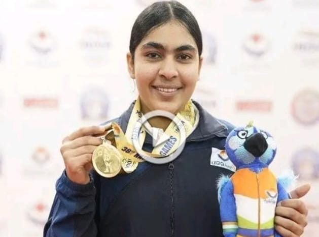 ISSF WC: தொடர்ந்து மூன்றாவது முறையாக தங்கப்பதக்கம் வென்று சாதித்து காட்டிய இந்திய வீராங்கனை….!!!