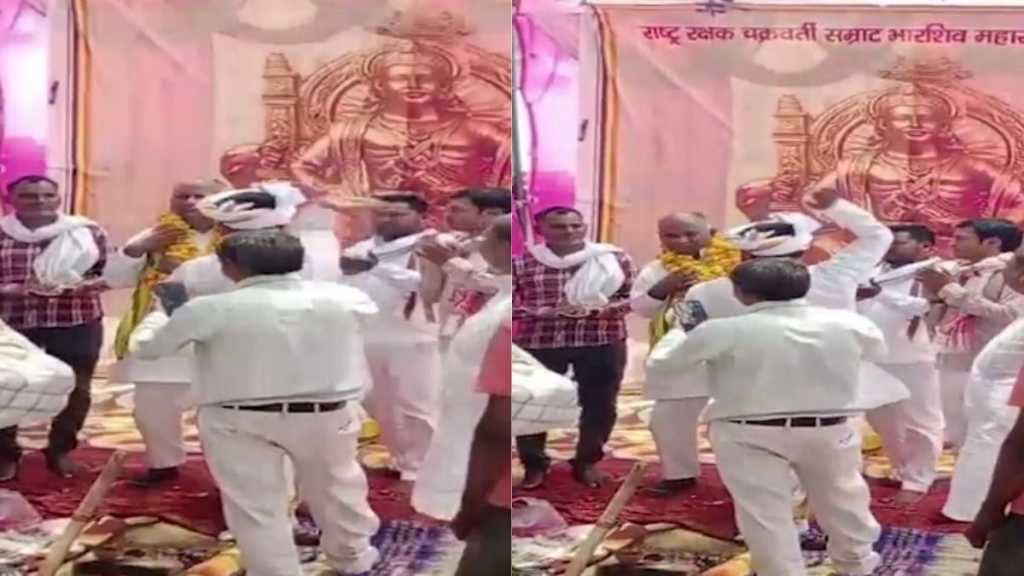 “விழா மேடையில் முதலில் மாலை”… பின்னர் அடி… அரசியல் கட்சி தலைவரை வெளுத்தெடுத்த நண்பர்… வைரலாகும் அதிர்ச்சி வீடியோ..!!