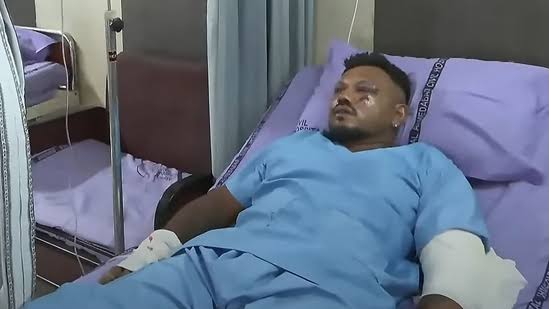 “விமானம் நொறுங்கிய அடுத்த நொடி இதுதான் நடந்தது…” கனவு மாதிரி இருக்கு…. உயிரோடு இருக்கிறத நம்ப முடியல…. விமான விபத்தில் உயிர் பிழைத்த விஷ்வாஸ் கூறிய தகவல்…!!