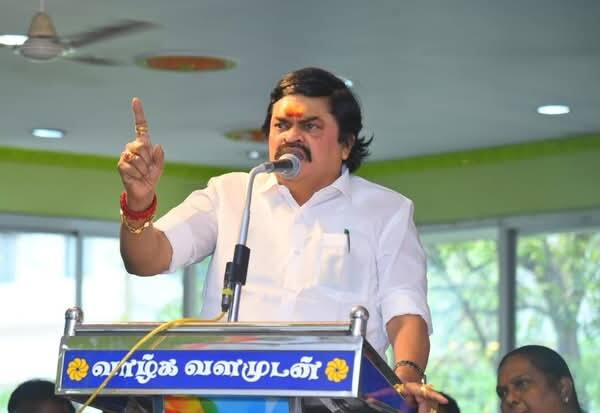 முருக பக்தர் மாநாட்டில் பெரியார், அண்ணா மீதான விமர்சனம்….! “இதெல்லாம் தேவையற்றது…” முன்னாள் அமைச்சர் ராஜேந்திர பாலாஜி வருத்தம்….!!!