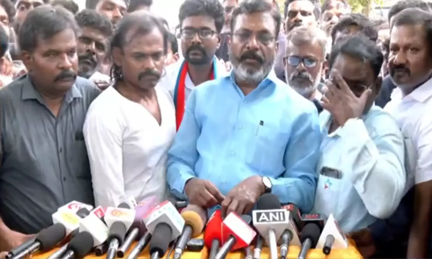 FIR இல்லாத வழக்கை விசாரணை நடத்துவதே தவறு… எல்லா ஆட்சிக் காலத்திலும் போலீசாரின் விசாரணை முறை இப்படித்தான் இருக்கு… திருமாவளவன் கண்டனம்..!!