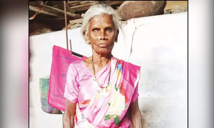 பேரதிர்ச்சி…! தொடரும் பயங்கரம்… “மீண்டும் நகைக்காக மூதாட்டி கழுத்தறுத்து படுகொலை”… திருச்சியில் பரபரப்பு…!!